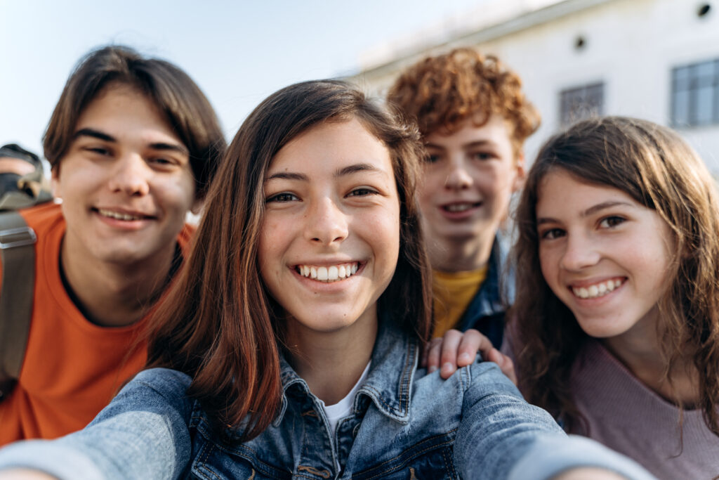 Adolescentes